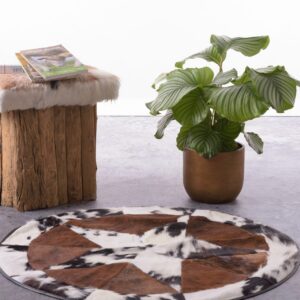 Handgenähter Patchwork Kuhfell Teppich 100 cm