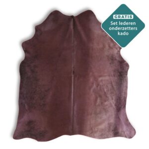 Gefärbtes Kuhfell bordeauxrot 200x180 cm Detailansicht