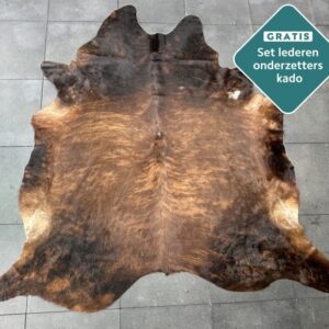 Kuhfell Teppich warmbraun Detailansicht natürliche Zeichnung