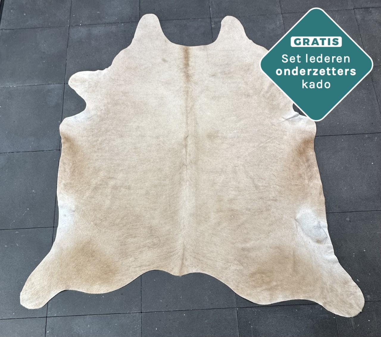 Kuhfell Teppich sandfarben Detailansicht natürliche Zeichnung