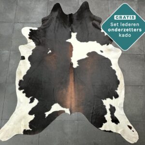 Kuhfell Teppich Tricolor dunkel Detailansicht natürliche Zeichnung