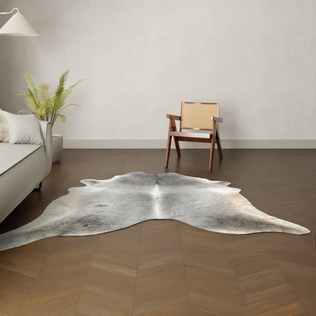 Natürliches Rinderfell dunkelgrau 230x210 cm Nahaufnahme Fell-Muster