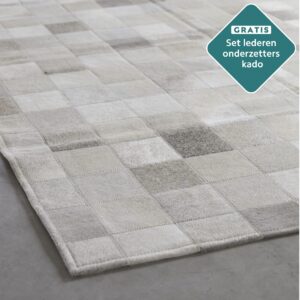 Handgenähter Patchwork Kuhfell Teppich 180x120 cm