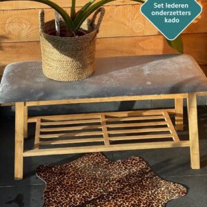 Kleines Kuhfell Teppich Leopardenmuster Detailansicht