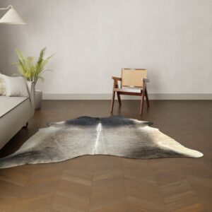 Natürliches Rinderfell grau schwarz 220x200 cm Nahaufnahme Fell-Muster