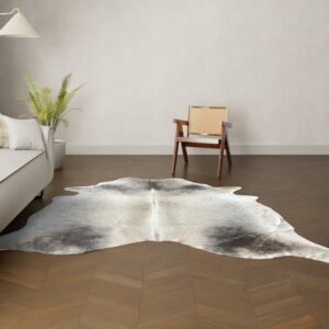 Natürliches Rinderfell grau schwarz 250x210 cm Nahaufnahme Fell-Muster