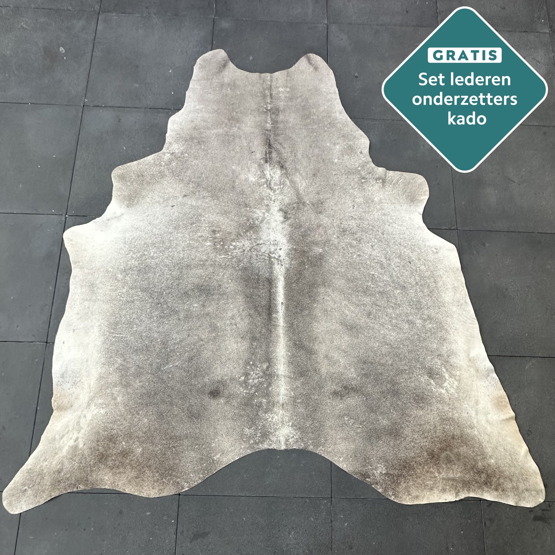 Kuhfell Teppich dunkelgrau Detailansicht natürliche Zeichnung