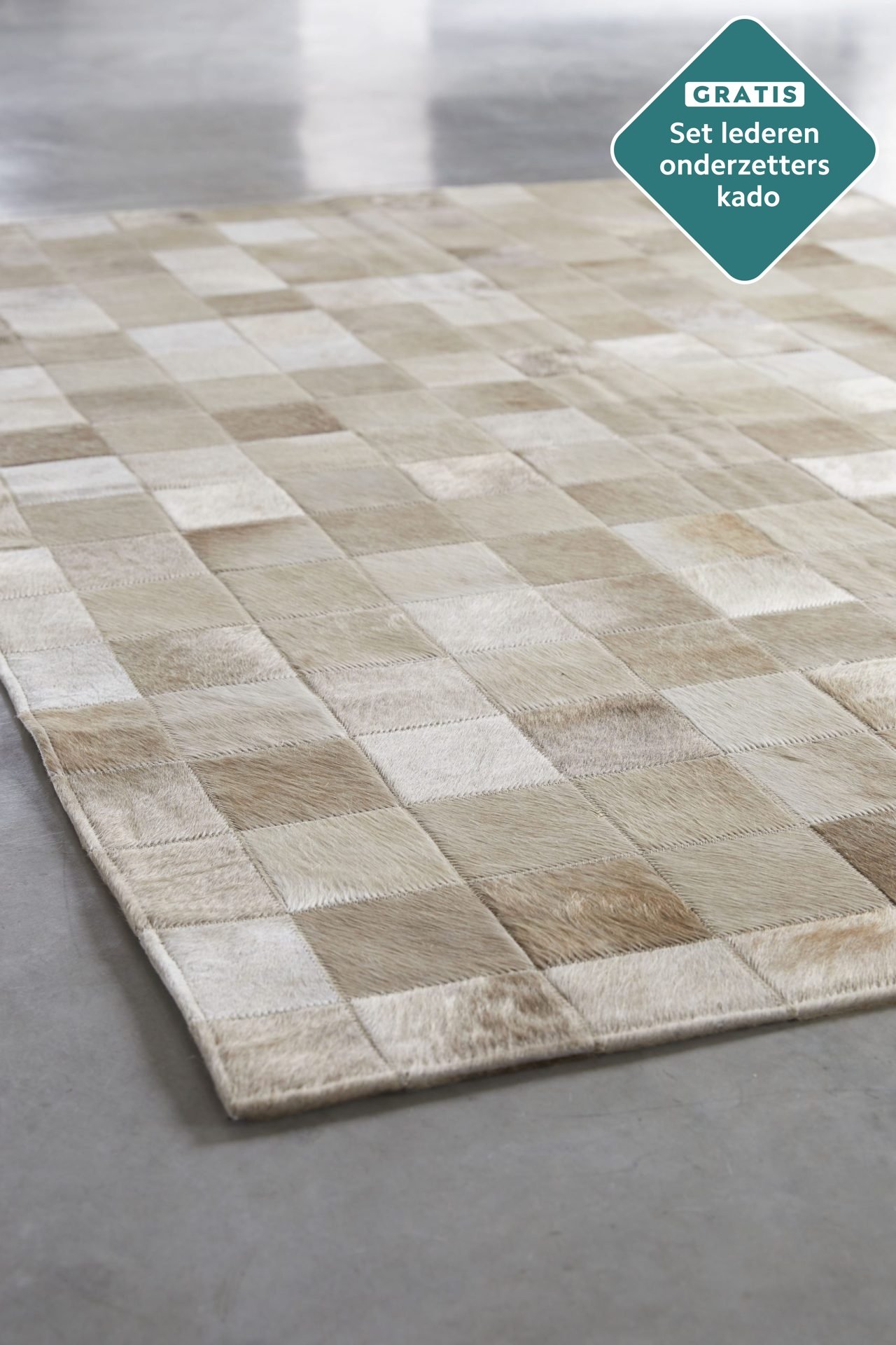 Designer Patchwork Rinderfell Champagner Detailansicht