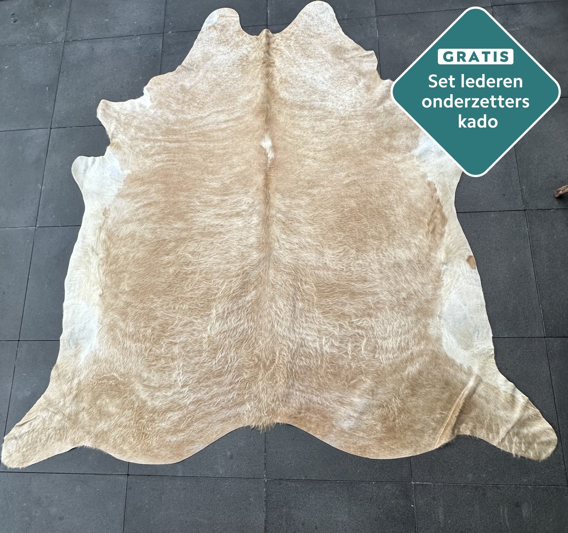 Kuhfell Teppich hellbraun Detailansicht natürliche Zeichnung