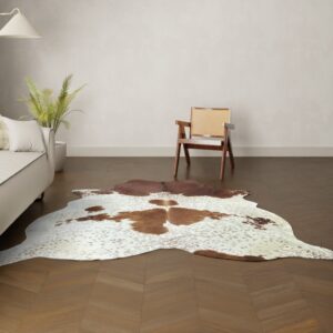 Natürliches Rinderfell braun-weiss gefleckt 230x200 cm Nahaufnahme Fell-Muster