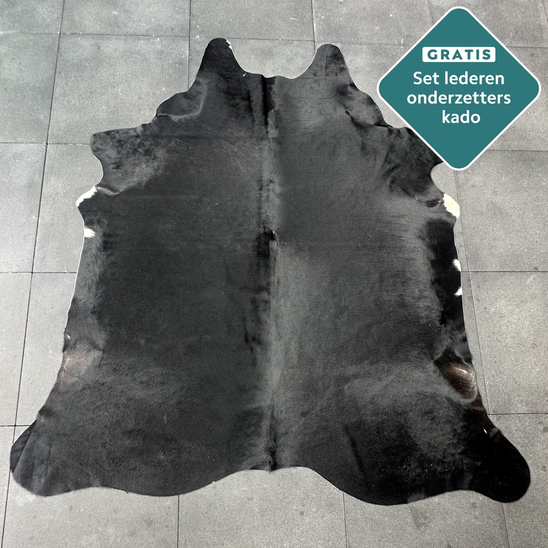 Kuhfell Teppich schwarz 2 Detailansicht natürliche Zeichnung