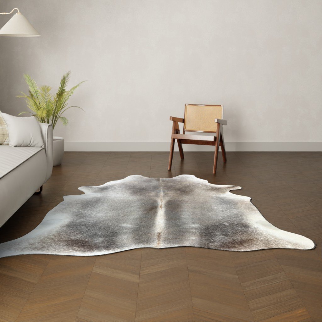 Natürliches Rinderfell taupe dunkelgrau 220x190 cm Nahaufnahme Fell-Muster