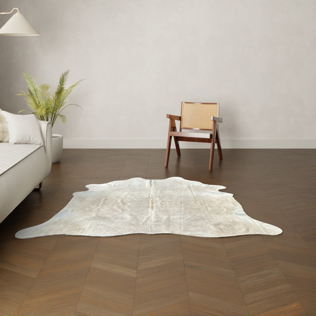 Natürliches Rinderfell gebrochen weiss 190x180 cm Nahaufnahme Fell-Muster