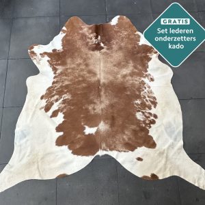 Kuhfell Teppich braun-weiss gefleckt Detailansicht natürliche Zeichnung