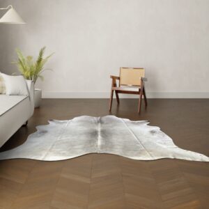 Natürliches Rinderfell grau weiss 230x210 cm Nahaufnahme Fell-Muster