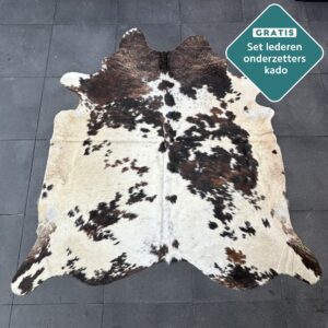 Kuhfell Teppich Tricolor Detailansicht natürliche Zeichnung