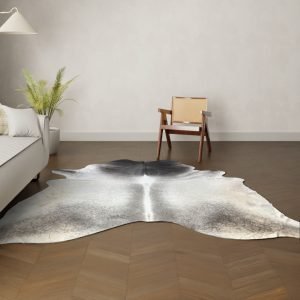 Natürliches Rinderfell grau schwarz 260x230 cm Nahaufnahme Fell-Muster