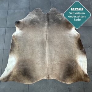 Kuhfell Teppich taupe dunkelgrau Detailansicht natürliche Zeichnung