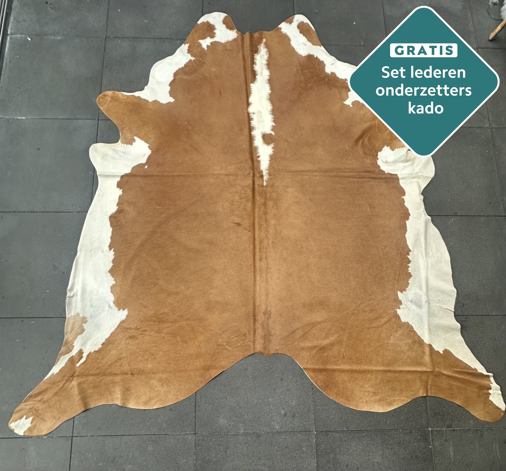 Kuhfell Teppich cognac weiss Detailansicht natürliche Zeichnung