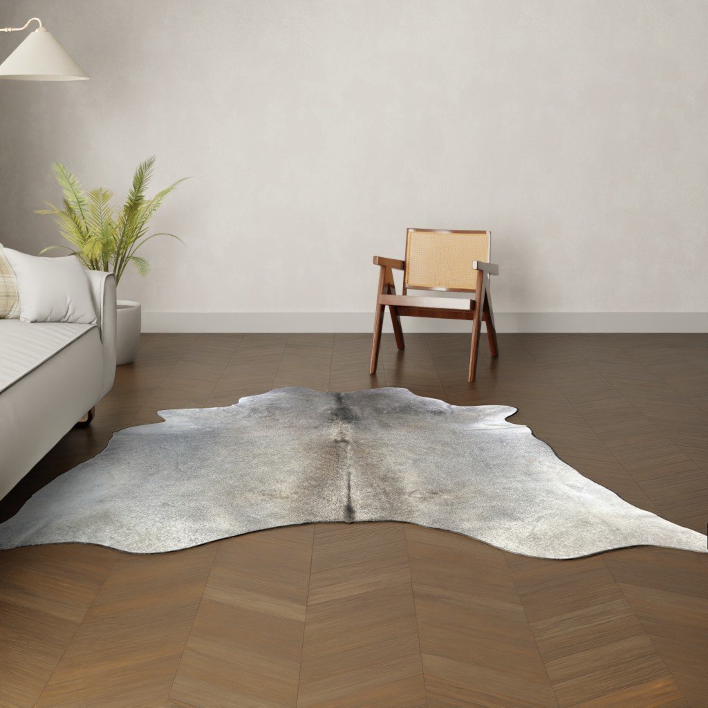 Natürliches Rinderfell taupe dunkelgrau 230x210 cm Nahaufnahme Fell-Muster