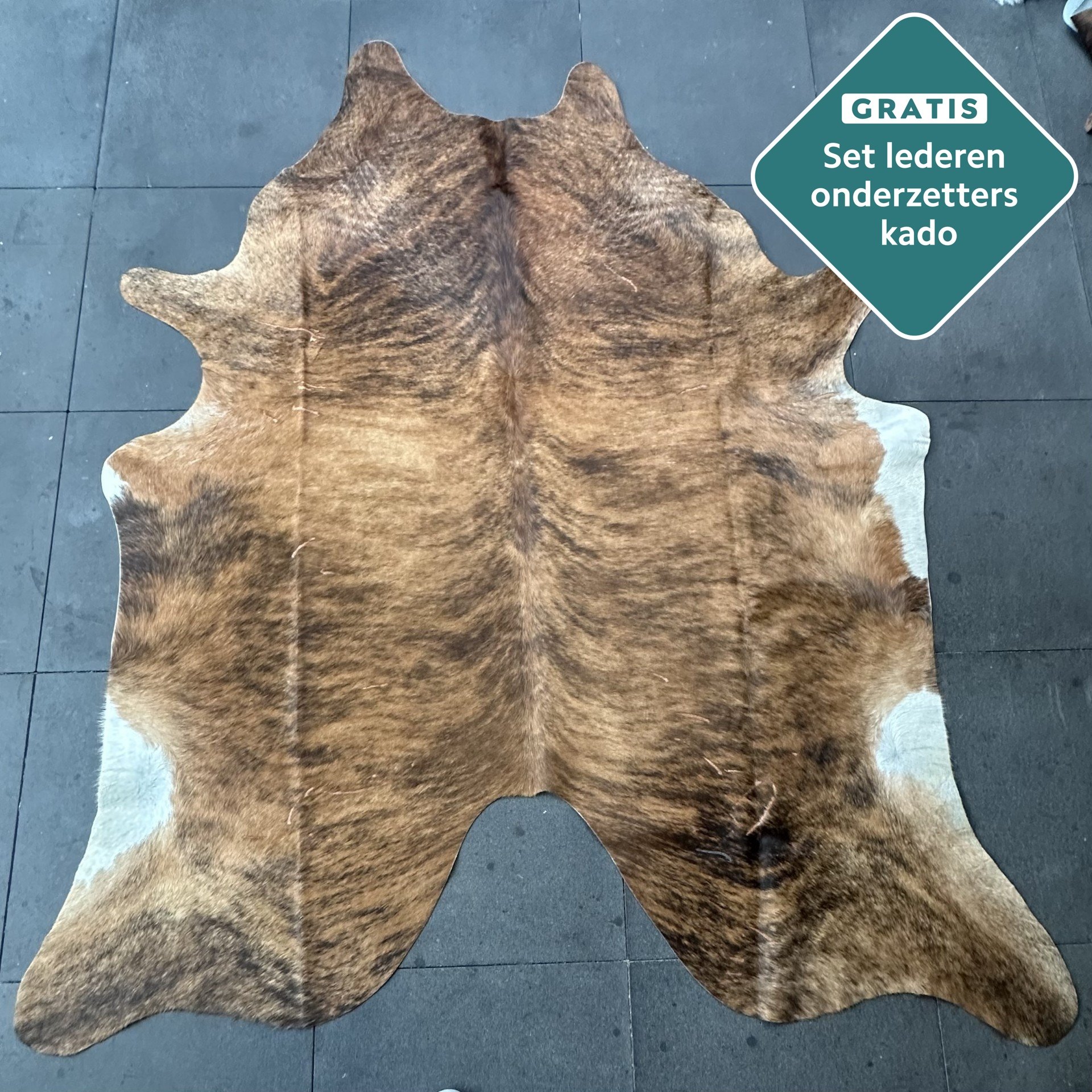 Echtes Kuhfell braun 220x200 cm XL groß - Natürliches Rinderfell Narben