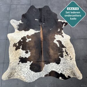 Kuhfell Teppich Tricolor Detailansicht natürliche Zeichnung