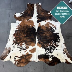 Kuhfell Teppich Tricolor Detailansicht natürliche Zeichnung