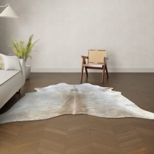 Natürliches Rinderfell grau braun 240x210 cm Nahaufnahme Fell-Muster