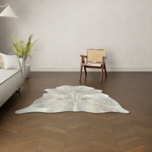 Kalbsfell taupe grau Nahaufnahme Muster und Textur