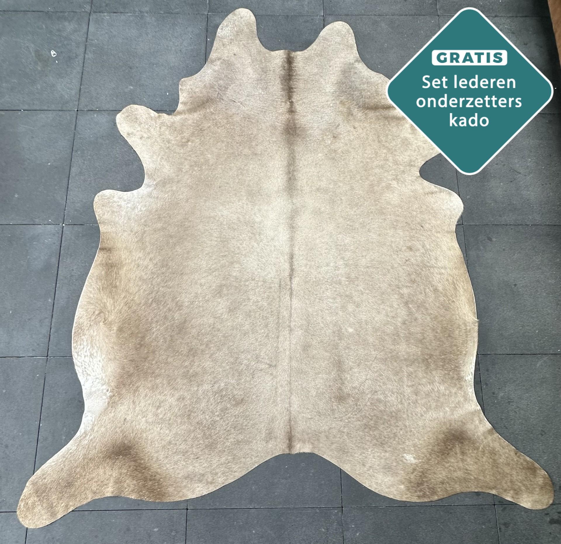 Kuhfell Teppich taupe Detailansicht natürliche Zeichnung