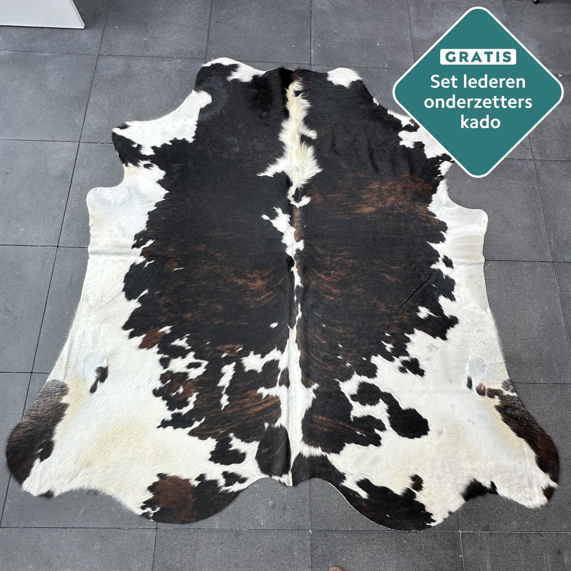 Kuhfell Teppich Tricolor Detailansicht natürliche Zeichnung