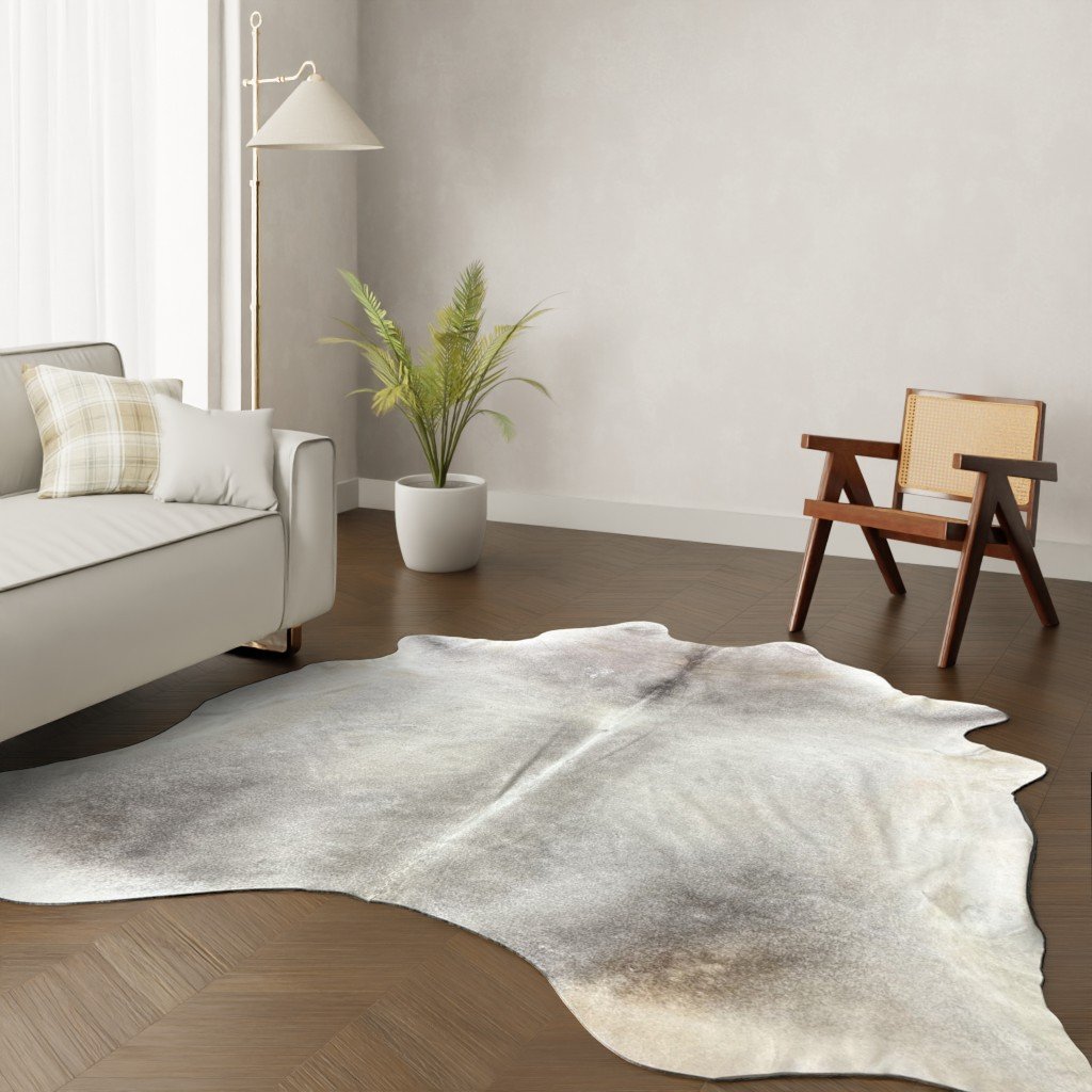 Kuhfell-Teppich grau taupe 260x220 cm. KOLOSSAL