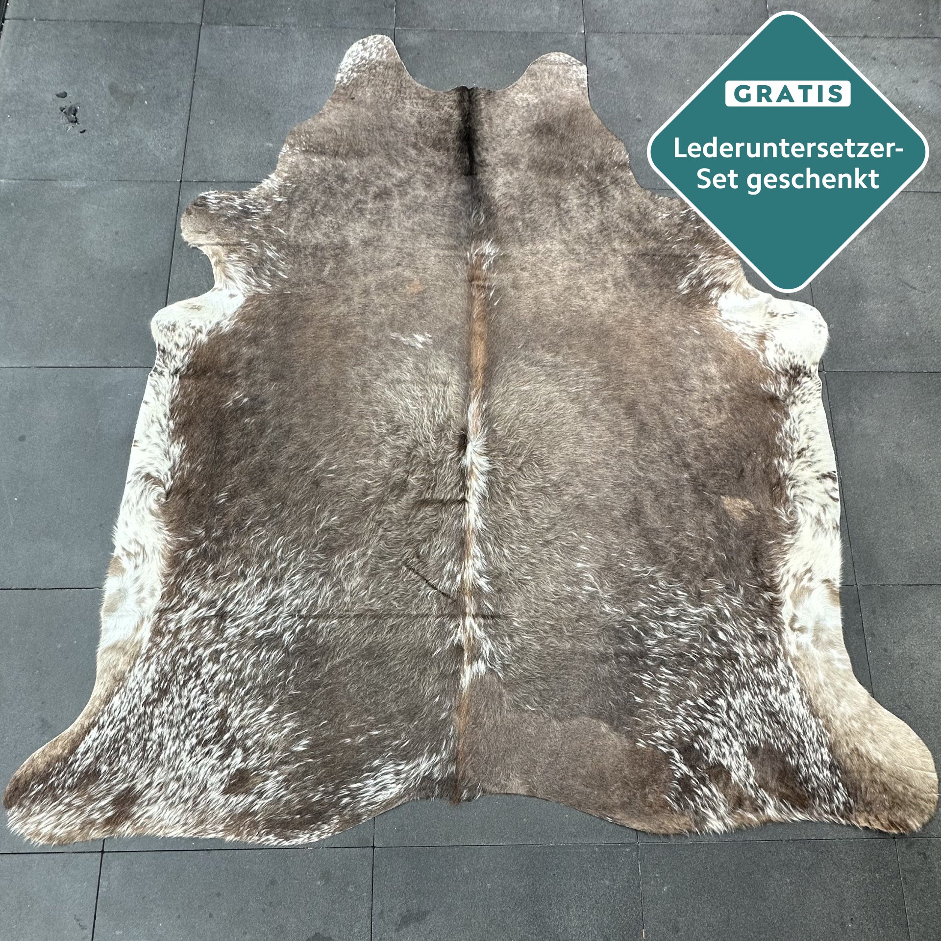 Kuhfell-Teppich taupe weiß 240x220 cm. XL-EXTRA