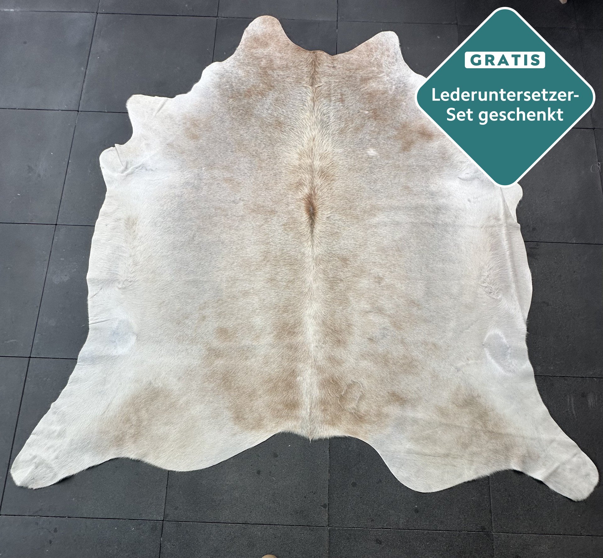 Kuhfell Teppich camel grau Detailansicht natürliche Zeichnung