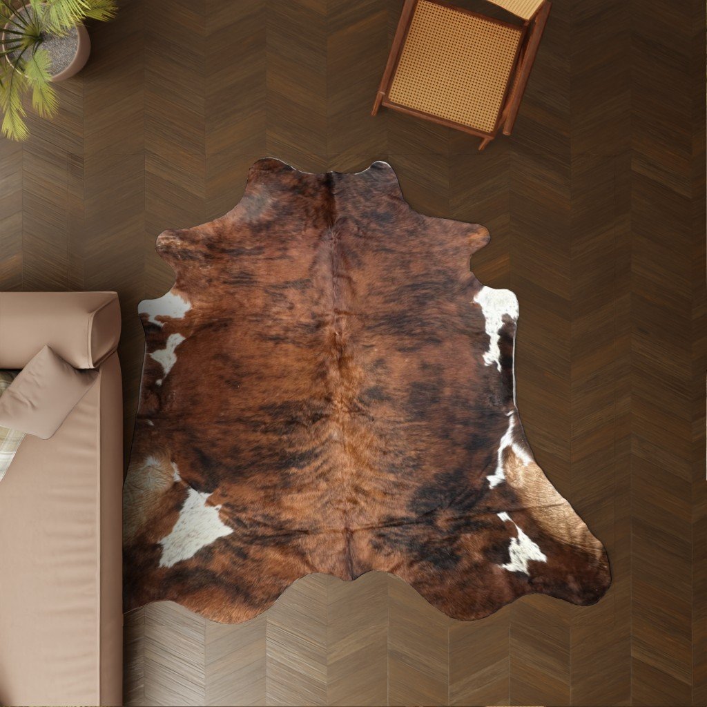 Kuhfell-Teppich dunkelbraun weiß 250x230 cm. RIESIG
