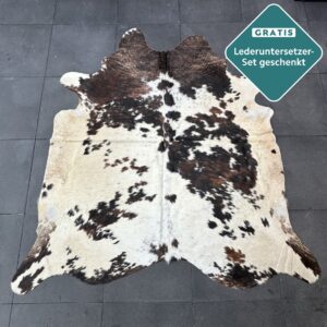 Kuhfell Teppich Tricolor Detailansicht natürliche Zeichnung