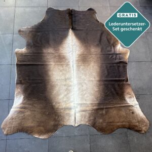Kuhfell-Teppich dunkelbraun taupe 240x220 cm. XL-EXTRA