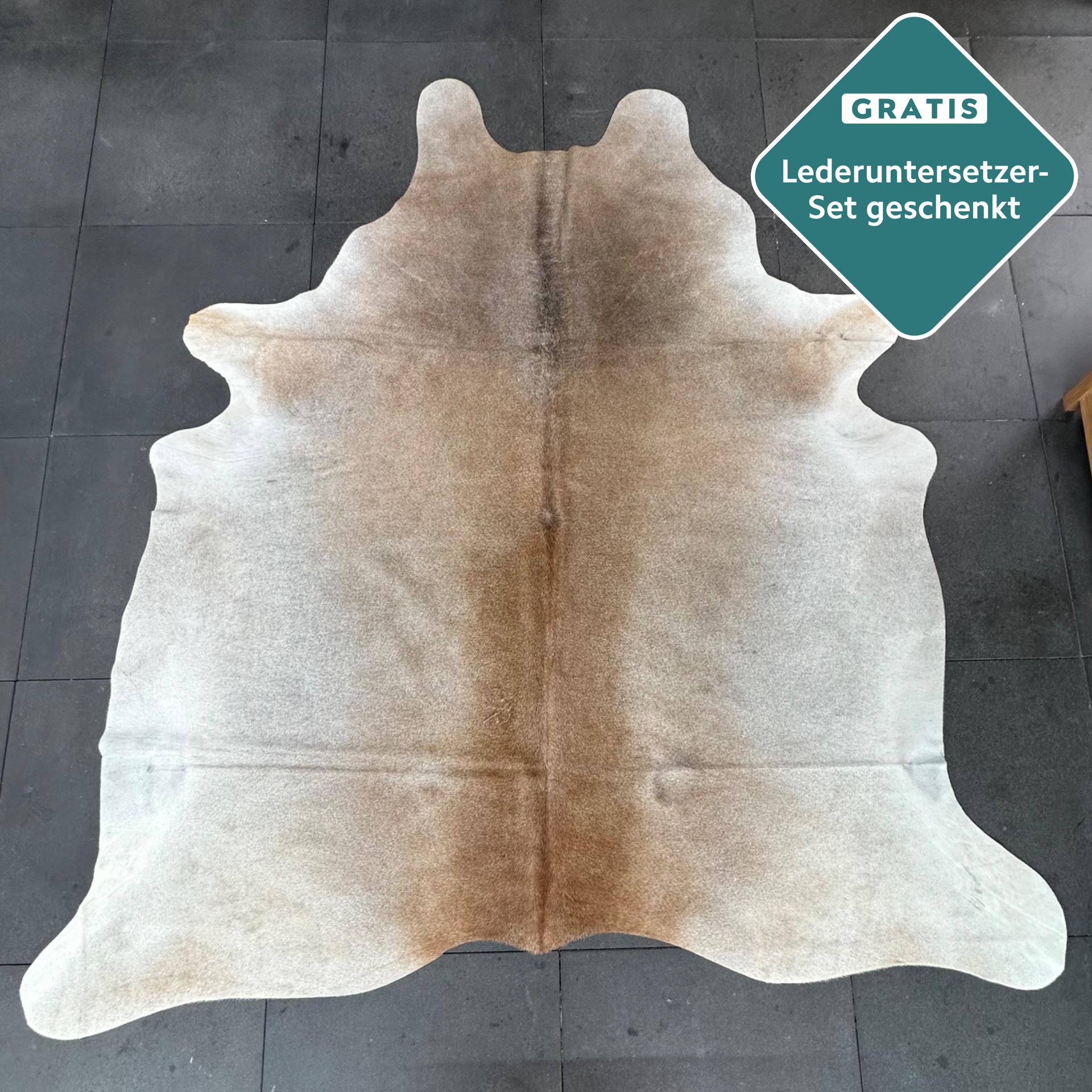 großes Kuhfell hellbraun camel grau Teppich