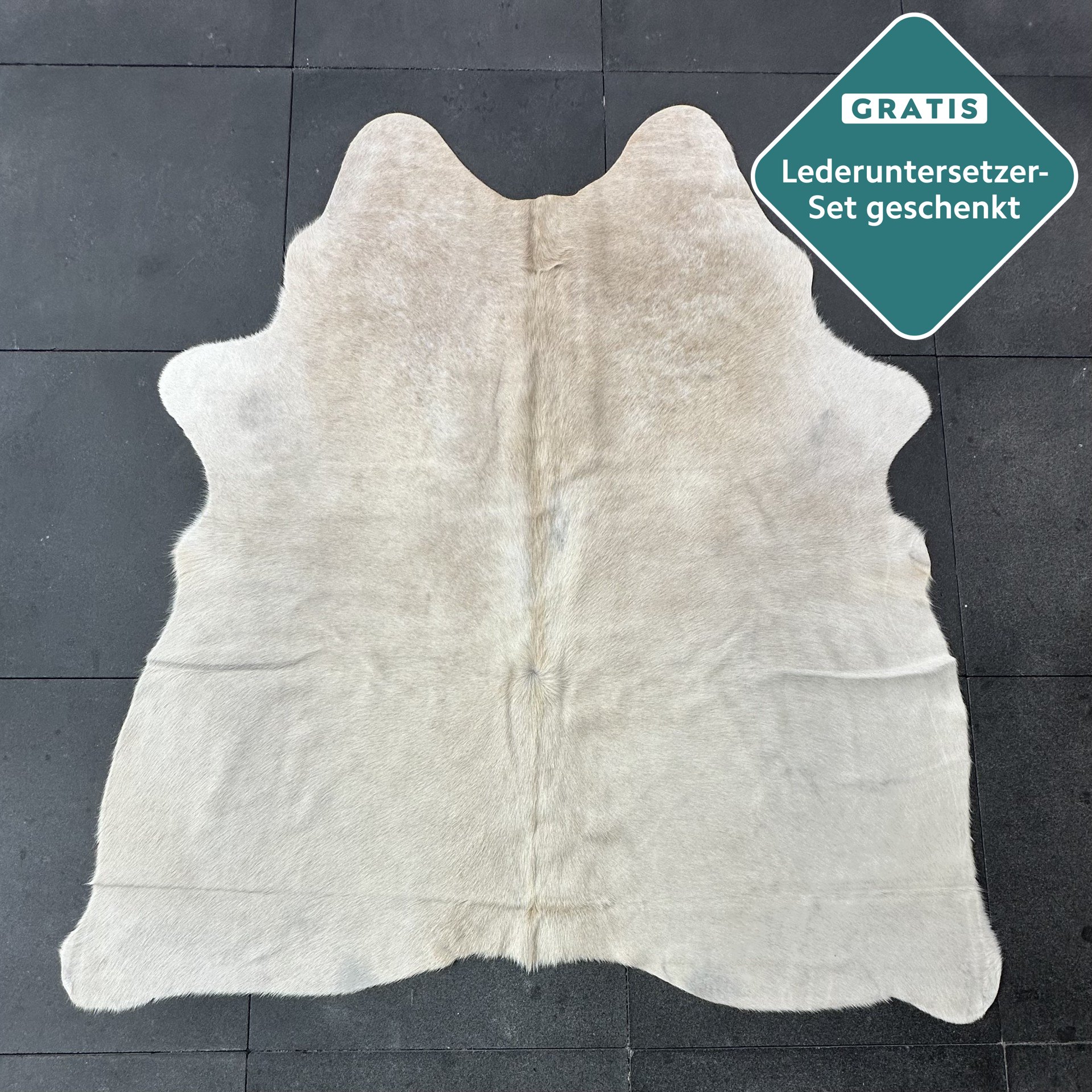 Kuhfell Teppich cremeweiss Detailansicht natürliche Zeichnung