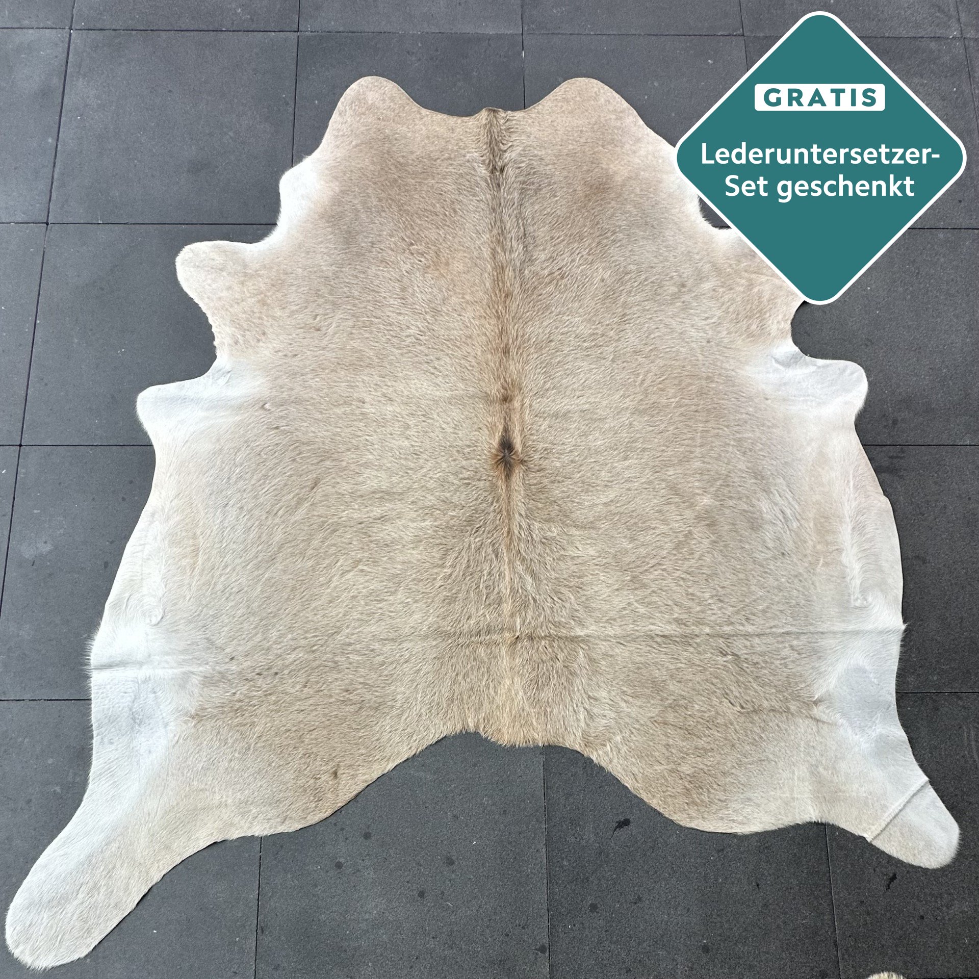 Kuhfell-Teppich camel 200x200 cm. KLEIN