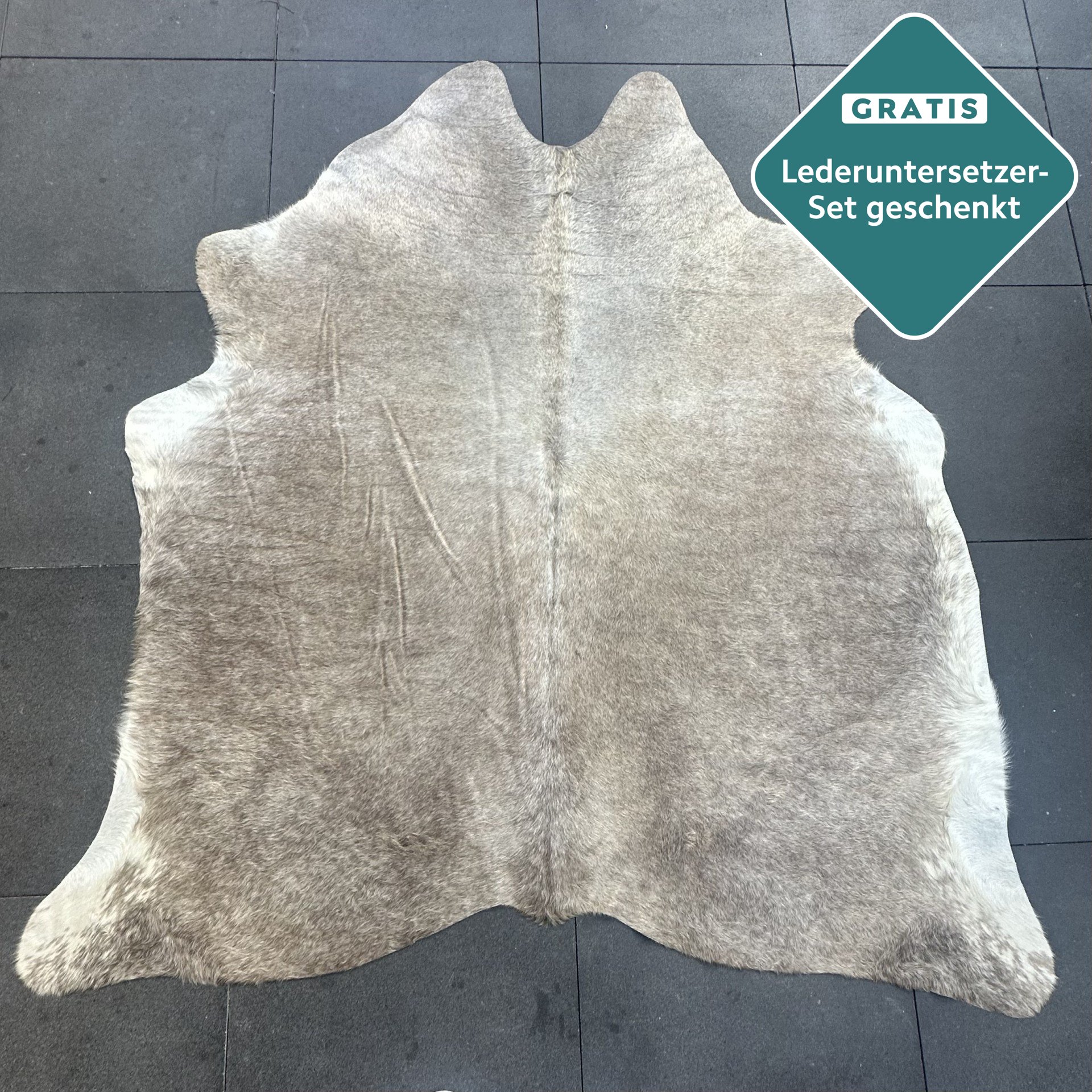 Kuhfell-Teppich taupe 200x180 cm.