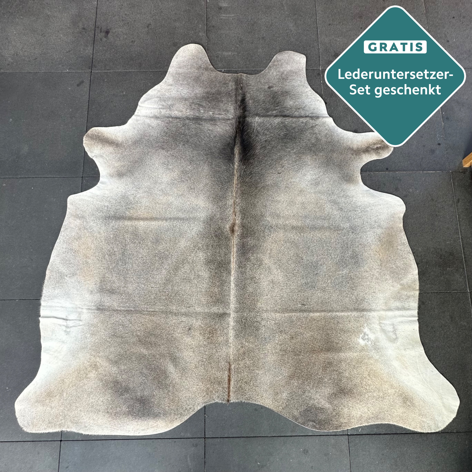 kleines Kuhfell Champagne grau taupe Wohnzimmer