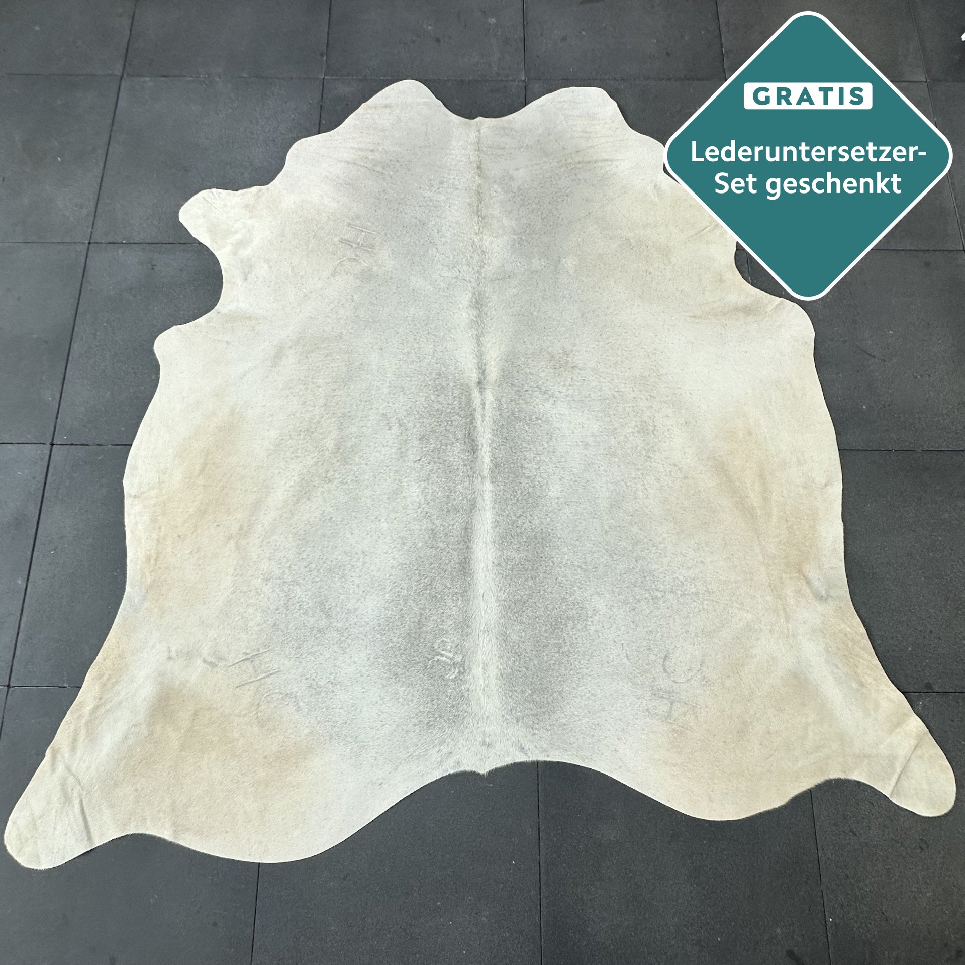 Kuhfell Teppich creme grau Detailansicht natürliche Zeichnung