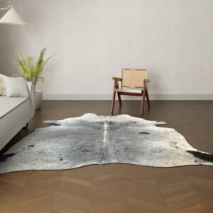 Kuhfell-Teppich Salt and Pepper 260x220 cm. KOLOSSAL