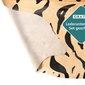 Bedrucktes Rinderfell Tigerdruck Muster Nahaufnahme