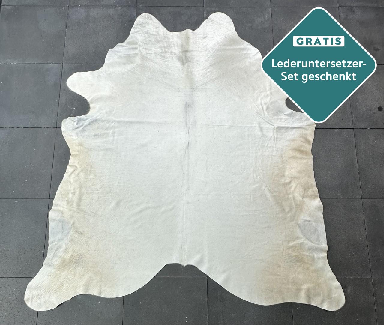 Kuhfell Teppich weiss creme Detailansicht natürliche Zeichnung