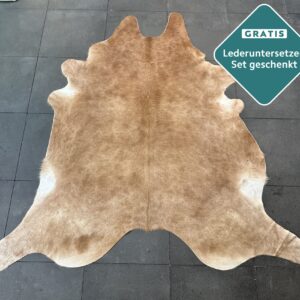 Kuhfell Teppich warmbraun Detailansicht natürliche Zeichnung