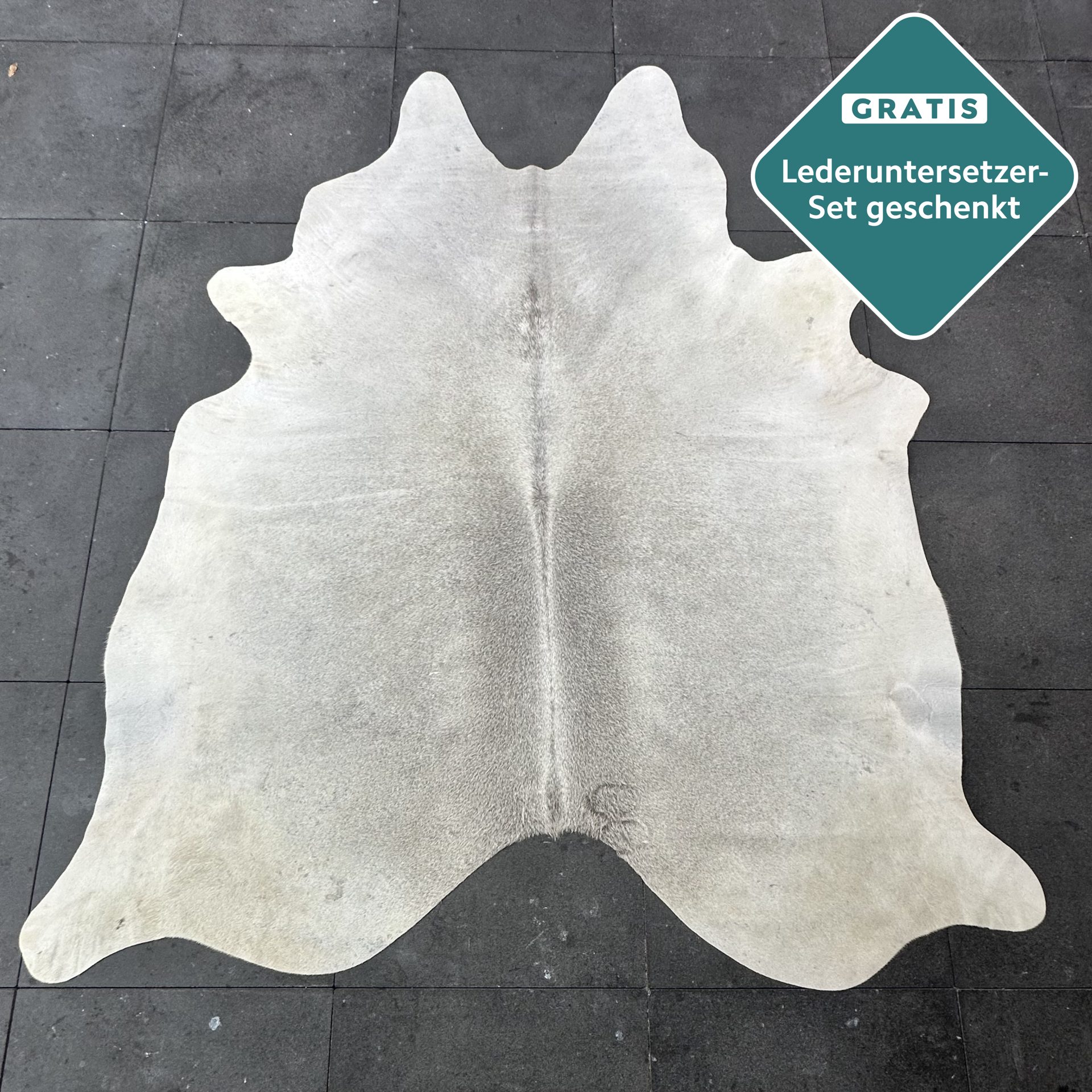 Kuhfell Teppich grau creme Detailansicht natürliche Zeichnung