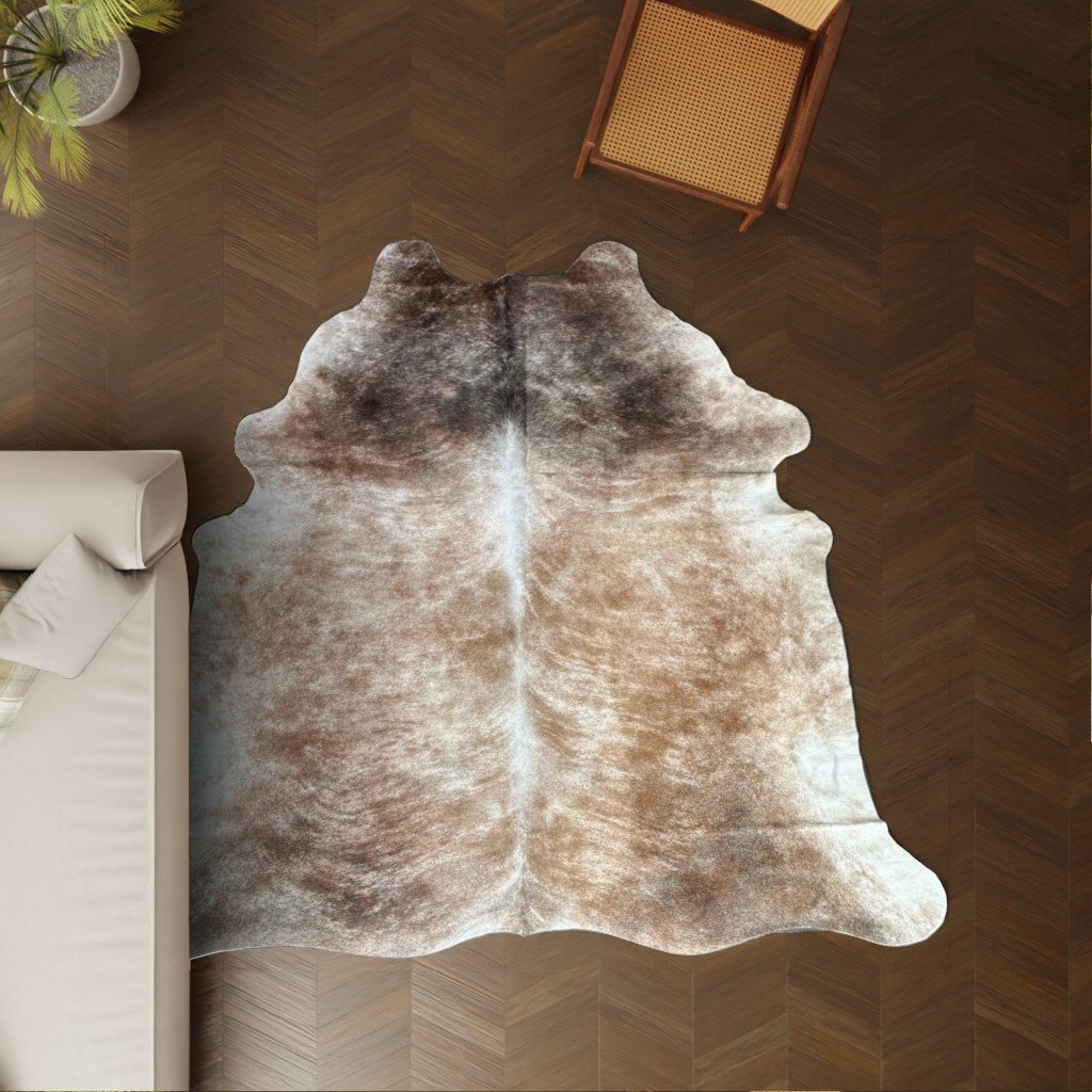 Kuhfell-Teppich hellbraun beige weiß 250x210 cm. RIESIG