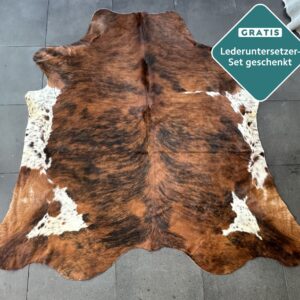 Kuhfell Teppich Tricolor Detailansicht natürliche Zeichnung